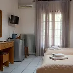 Pineas Konukevi 3*