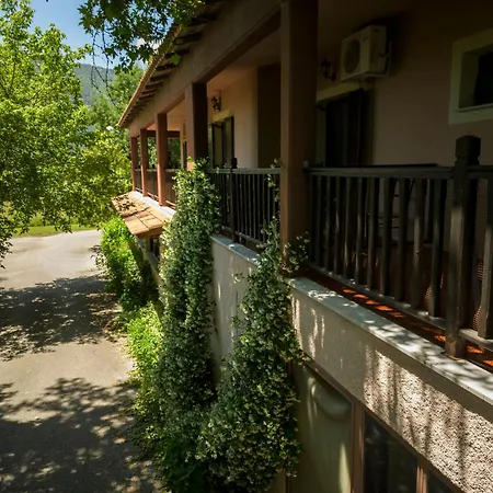 Konukevi Pineas Kalampáka